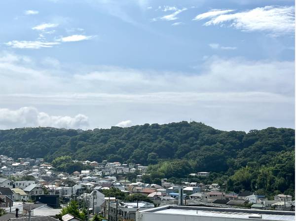 建物3階レベル、ルーフバルコニーを建築した場合の眺望イメージです。