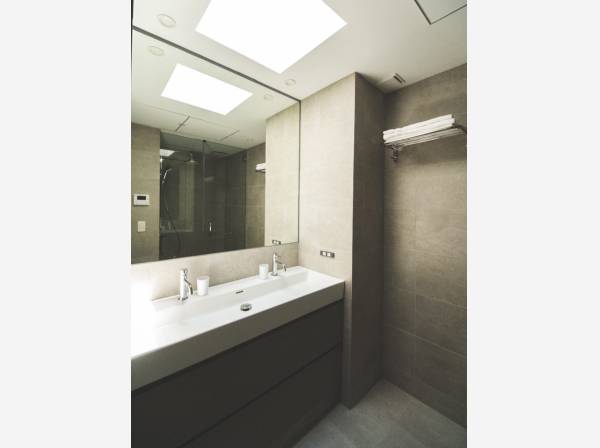 洗練されたパウダールーム