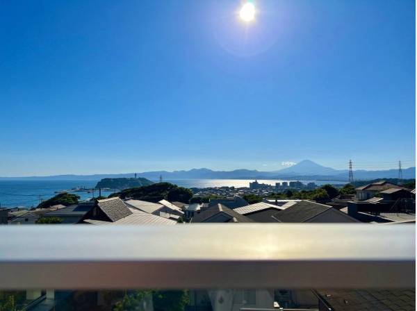 海・江ノ島・富士山を望むパノラマビュー