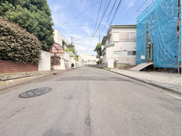 前面道路になります