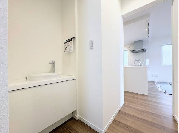 独立洗面台があるのも嬉しいです