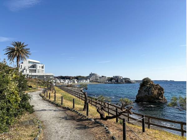 立石公園まで徒歩5分（約350m）