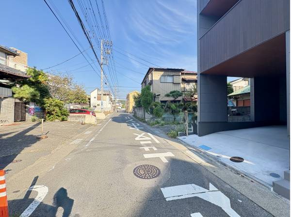 前面道路　公道　幅員約5.0ｍです