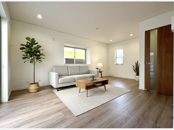 家具等はCGで作成したイメージです。ゆったりとしたリビング