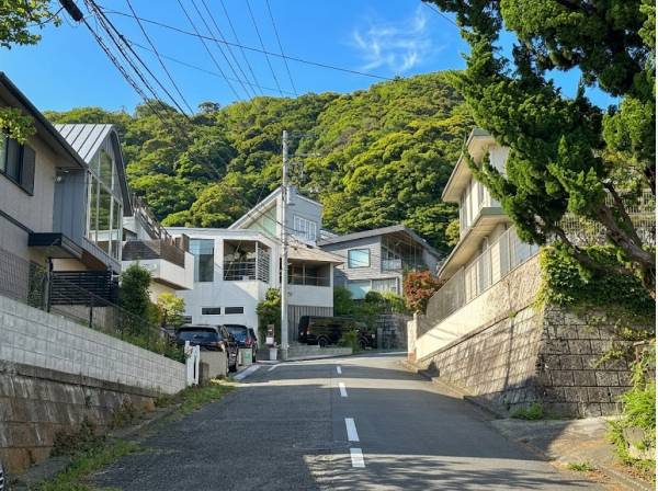 周囲は一色らしい、素敵な街並みです