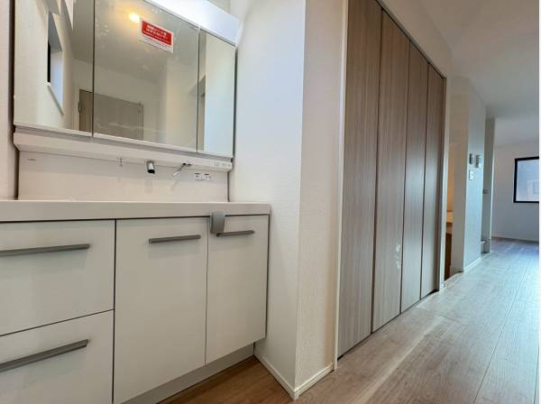 パウダールーム