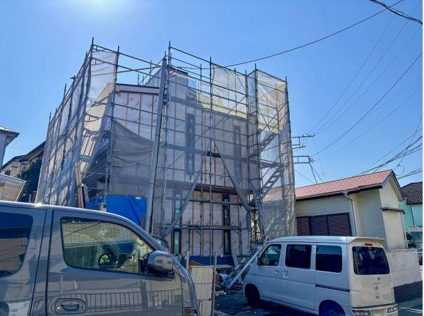 全室二面採光で光と風に包まれた暮らしが叶うでしょう