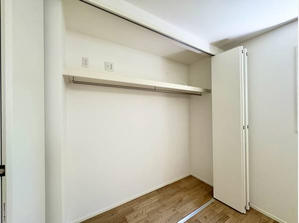 各お部屋に収納スペースも完備！