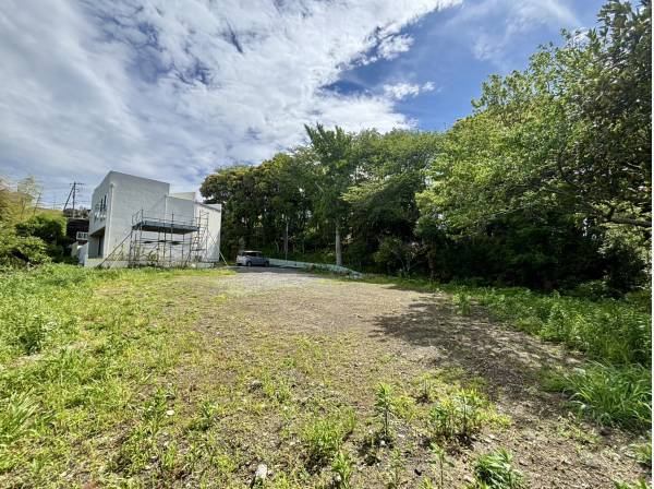 敷地面積約1284.11㎡ございます