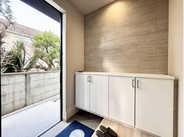 子どもの飛び出しを防止してくれる玄関スペース