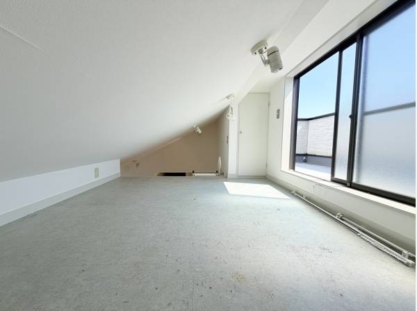 2階の上にはロフトあり