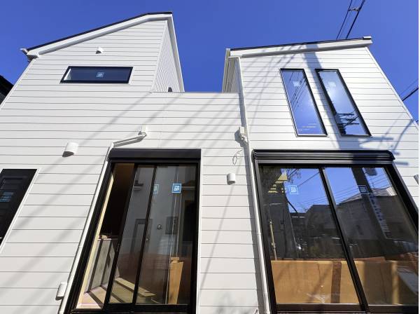 角地で日当たり◎