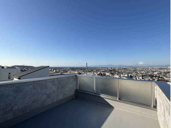 ワイドバルコニー