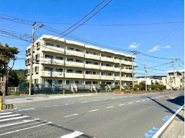 長谷駅徒歩3分の海辺のレジデンス