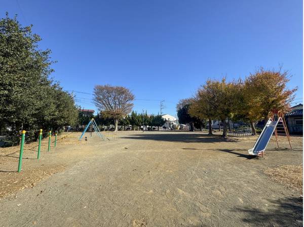 一ノ坪公園まで徒歩3分（約180m）