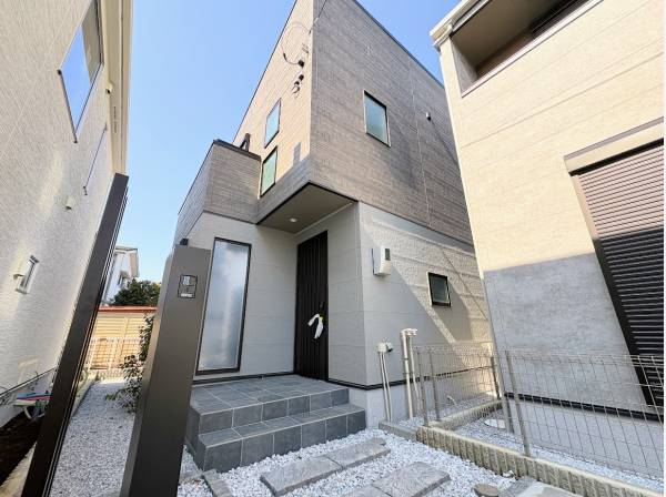 スタイリッシュモダンな外観