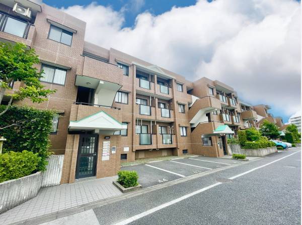 低層マンションとなっております