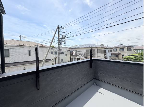 バルコニー陽当たり良好です！