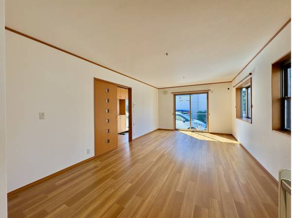 奥行きのあるLDK。