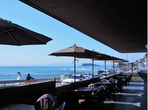 レストランMAIN 徒歩4分(約320m)