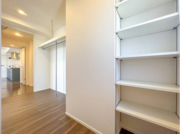 洋室・廊下と繫がっています