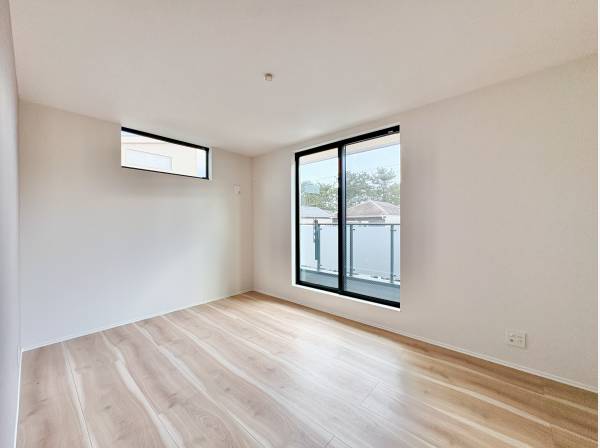 2面採光があることにより、十分な陽光がお部屋の全体に届きます