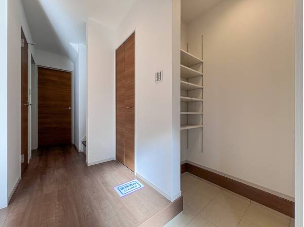 収納力のあるSICで玄関がスッキリ整いそう