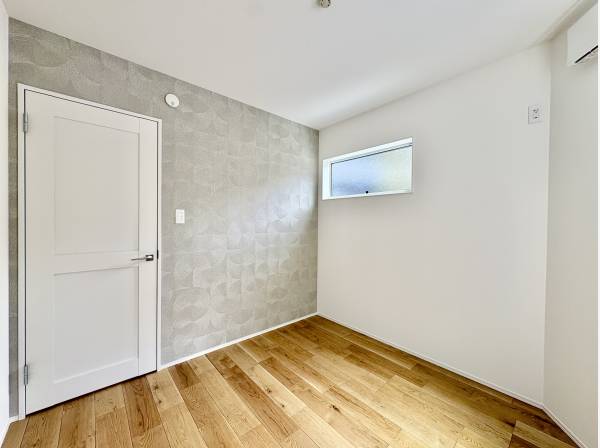 居室も落ち着いた配色の空間になっております。