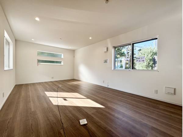 LDKは約18.4帖ございます