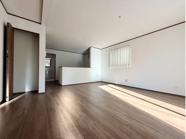 家族全員で会話を楽しめるダイニング