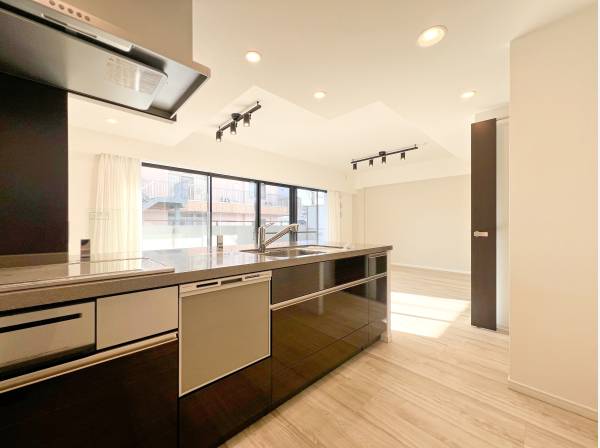 キッチンも広々です