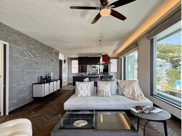 ＬＤＫには家具類が一取り新調されており、すぐにご利用頂けます