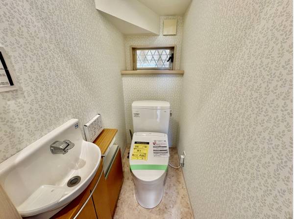 トイレは1階と2階にありますよ！