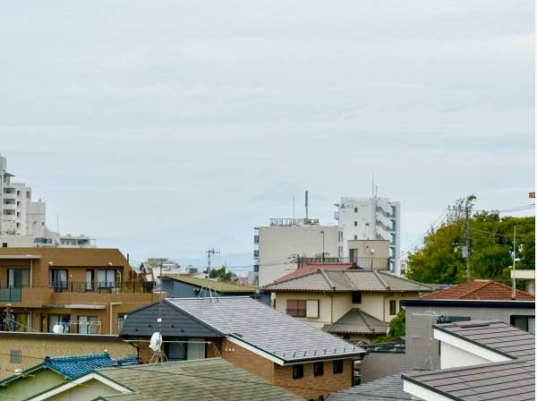 晴れた日にはばっちり富士山を望めます