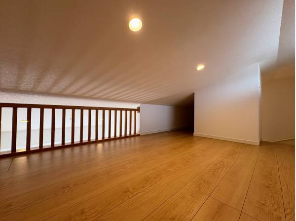 収納だけでなく多様な使い方ができるロフト