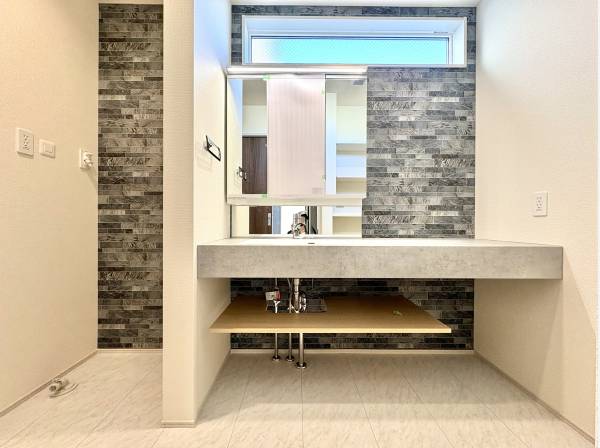 パウダールーム