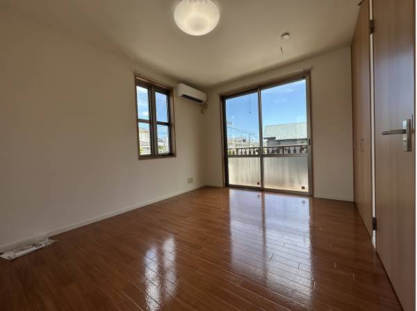 東南角部屋は明るく、通風も良好