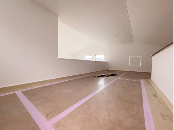小屋裏収納