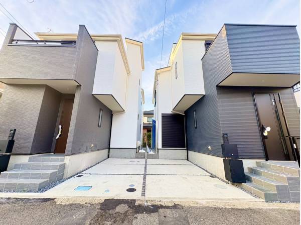 モダンテイストで重厚感のある外観