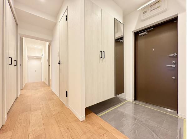 ゆとりある玄関スペース