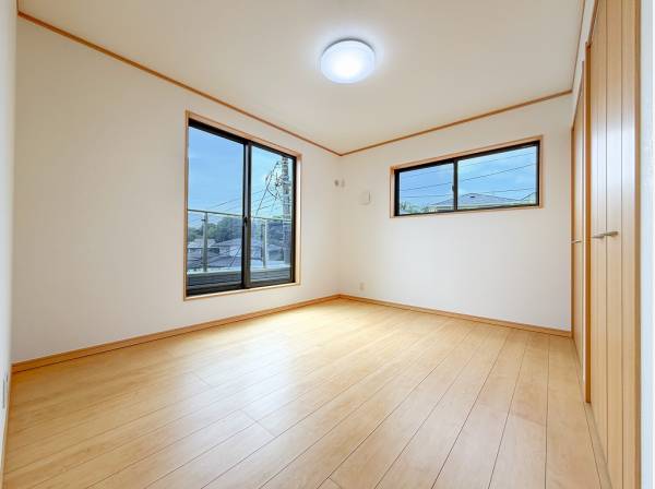 ナチュラルな温もり広がる2階のお部屋