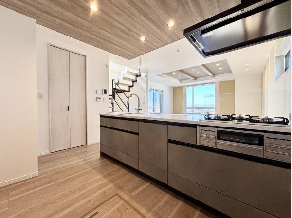 家事効率を考えた動線。使いやすいキッチン