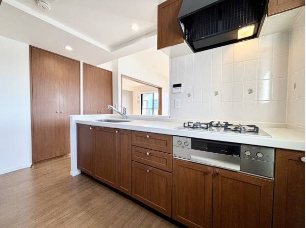 使い勝手の良さそうなキッチンスペース