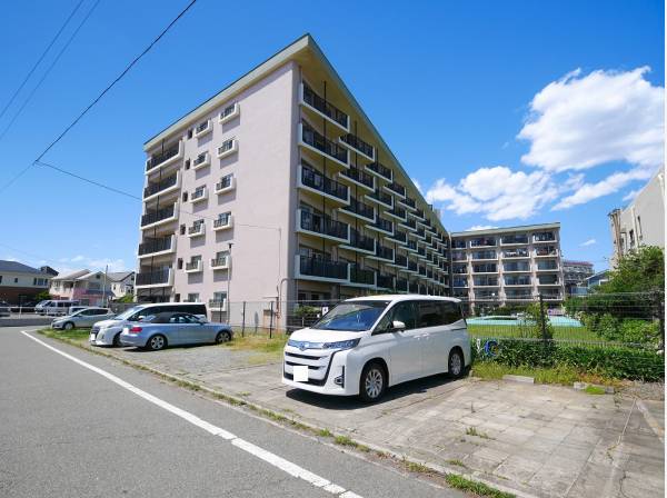 スーパー・ドラッグストアが徒歩圏内の便利な好立地