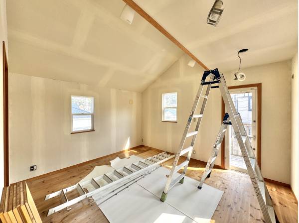 これから仕上がるリフォームで期待の膨らむ物件です。