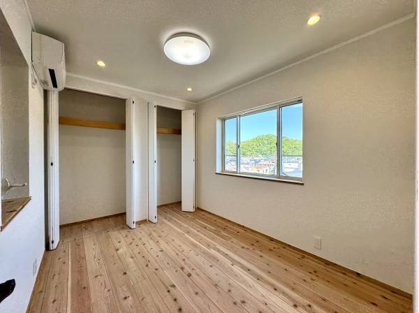 シンプルな設えの中に、心地よさが広がる上質な居室空間。