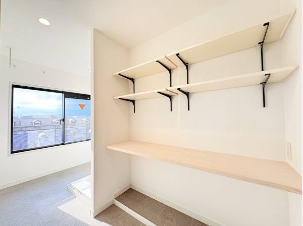 約4.0帖のユーティリティルーム