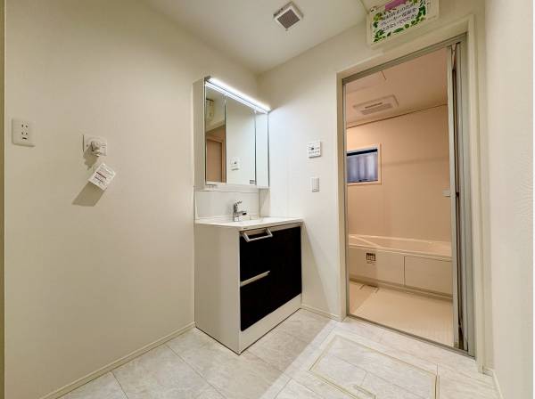 パウダールーム・バスルーム！