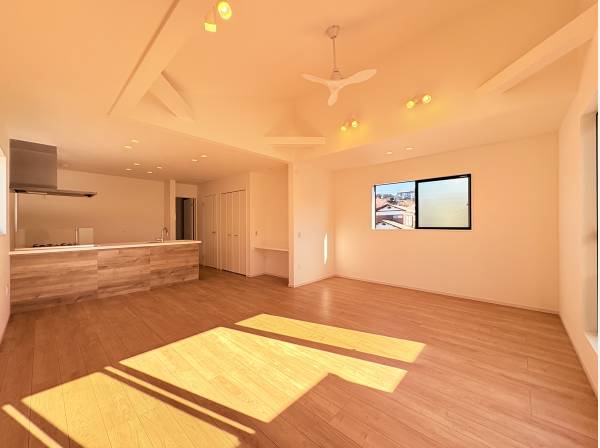 床暖房完備L・D　ＬＤＫは２０．３帖の広々空間