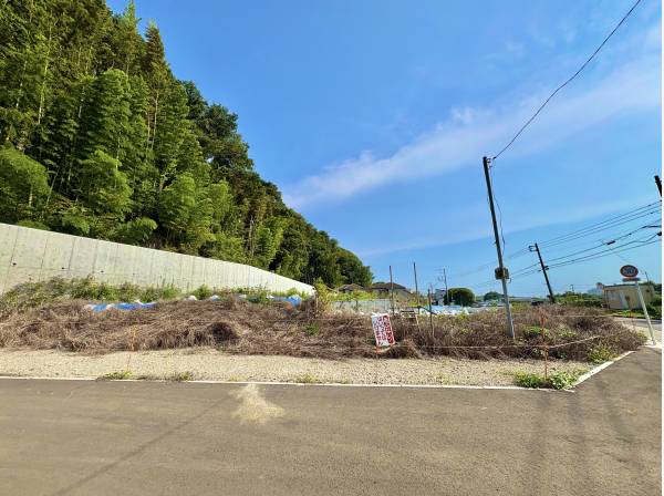 自然豊かな住環境にお好きなプランで建築可能